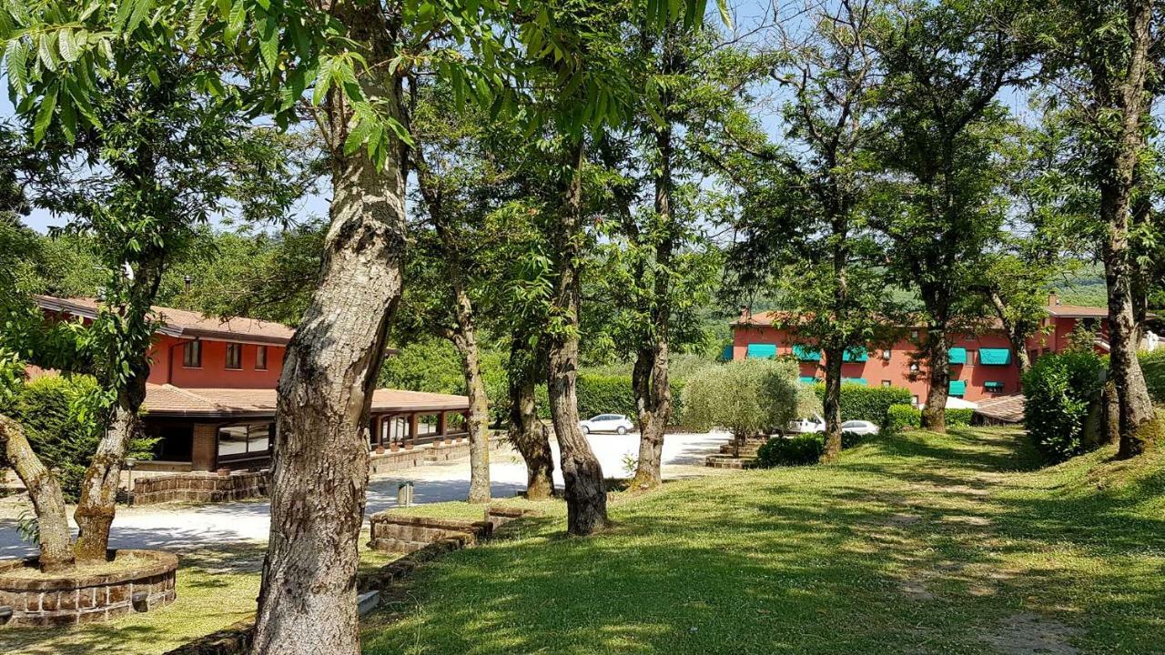 Agriturismo Ricciardelli Vila Contrada  Exterior foto